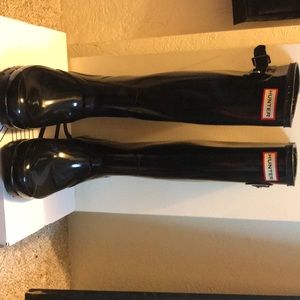 Hunter boots worn twice M5/W6